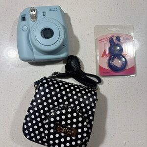 Fujifilm Instax Mini 8 in Light Blue with Polka Dot Case